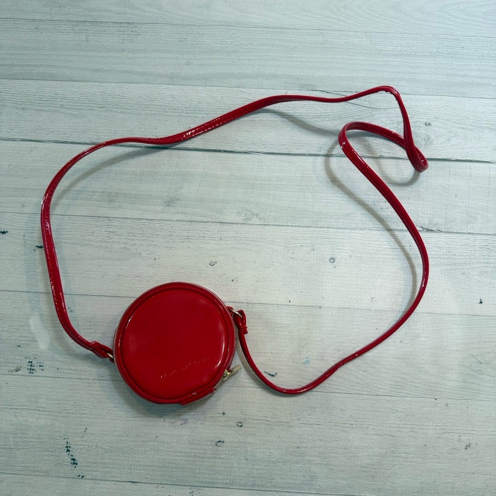 MARC JACOBS Mini 4"‎ Red Patent Leather Crossbody Round Circle Canteen Bag Purse